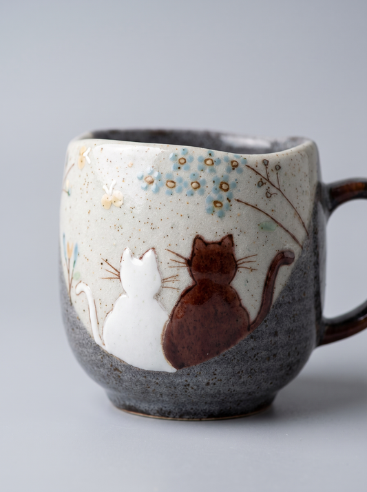 Mug "Yunomi Cats" — Japanese Ceramic by Kutanido Co. Ltd.