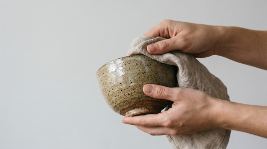How to Care for Japanese Porcelain: Kutani, Koransha and Mino-yaki