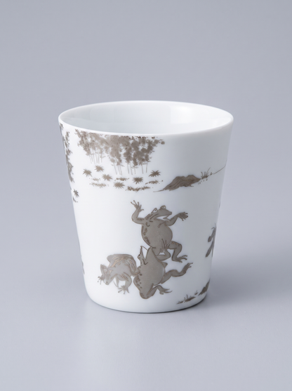 Free Cup "Choju-giga — Sumo" — Japanese Porcelain by Koransha Co. Ltd.